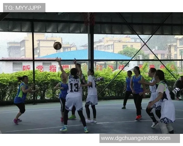 南京篮球队荣登篮球团队协作排行榜第二名展现卓越团队精神与默契配合