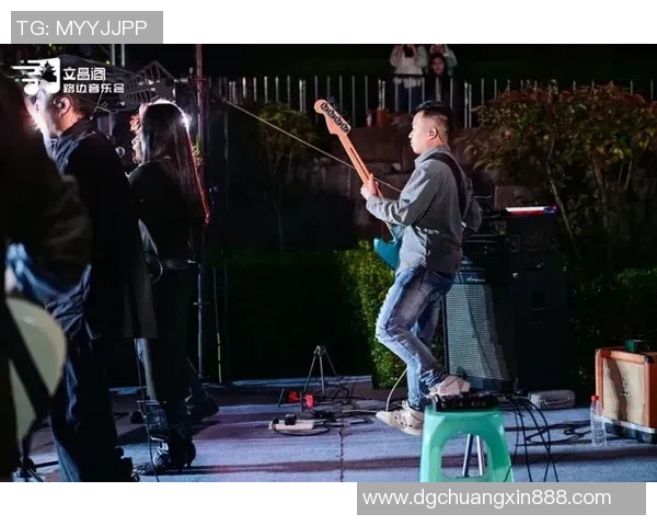 足球明星组成的乐队盘点与音乐之路探索